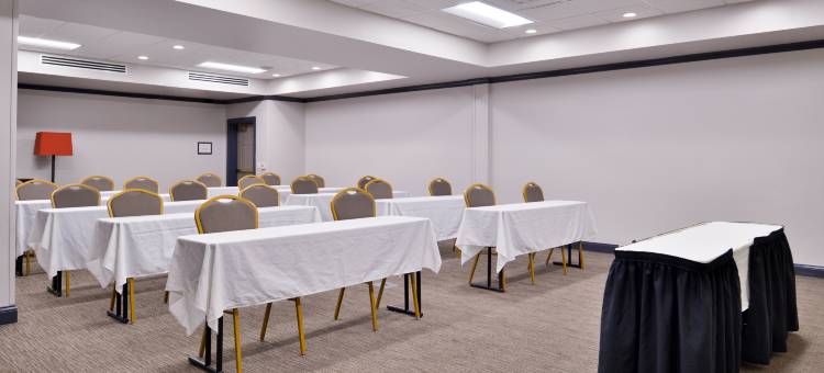 卡尔森乡村旅馆及套房罗利-达勒姆机场北卡罗来纳州(Country Inn & Suites by Radisson Raleigh-Durham Airport NC)图片