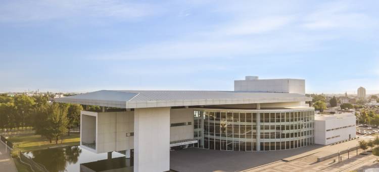 莱昂安塔尔斯舒眠酒店(Sleep Inn Leon Antares)图片