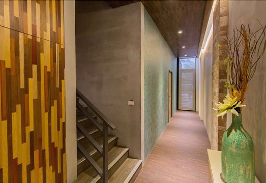 Book 5 Hotel Overview