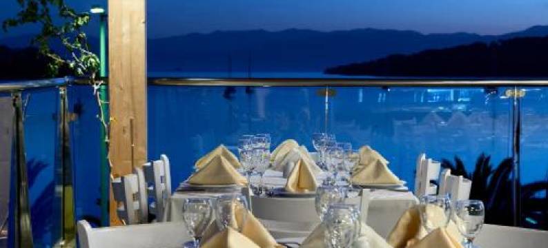 诺蒂卡海湾酒店(Nautica Bay Hotel)图片