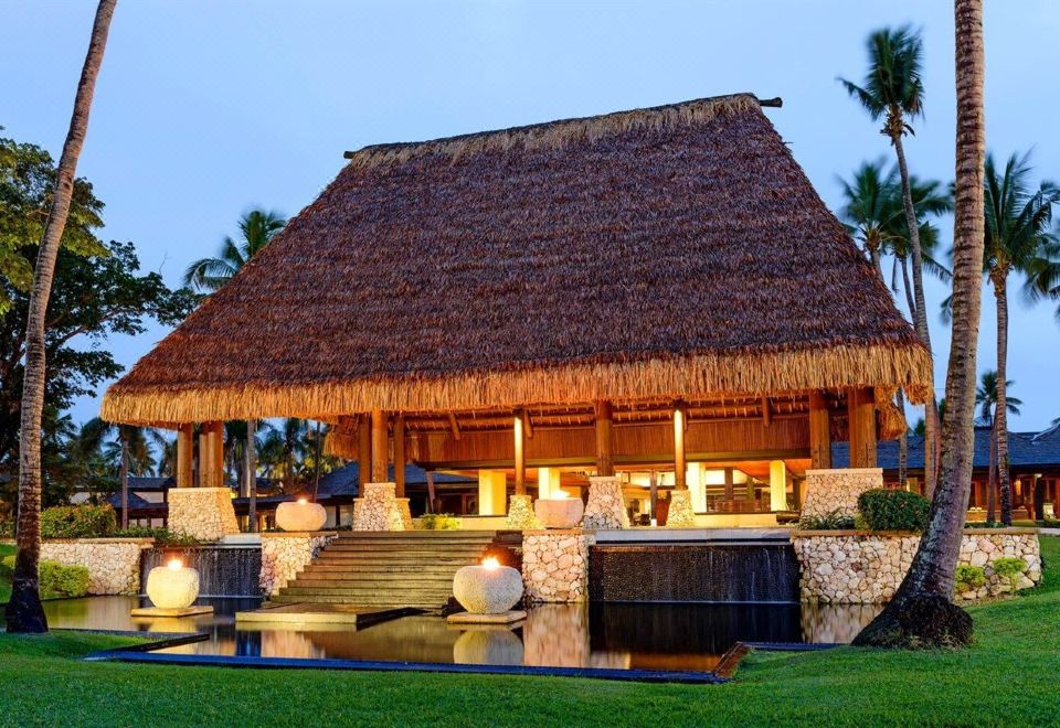 The Westin Fiji Golf Resort & SpaHotel Overview