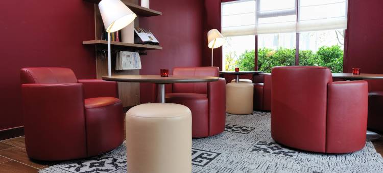 里昂东康铂酒店-圣艾修伯里机场(Campanile Lyon Est - AÉROPORT Saint EXUPÉRY)图片