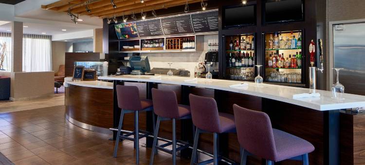 索内斯塔精选罗利达勒姆机场莫里斯维尔(Sonesta Select Raleigh Durham Airport Morrisville)图片