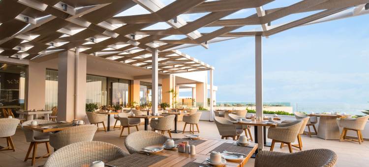 蓝色皇家酒店-豪华海滩度假村(The Royal Blue a Luxury Beach Resort)图片