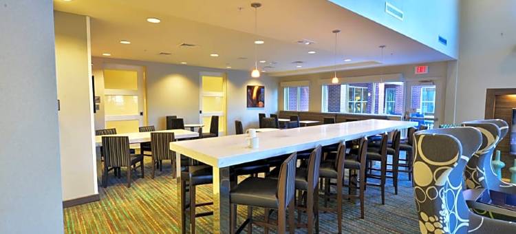 奥马哈阿克萨本村Residence Inn 酒店(Residence Inn Omaha Aksarben Village)图片