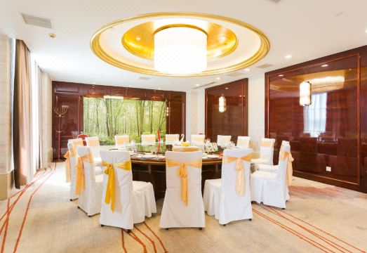 Wangfu Hotel Hotel Overview