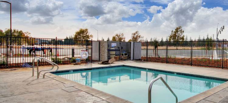纳托马斯萨克拉门托机场温德姆花园酒店(Wyndham Garden Sacramento Airport Natomas)图片