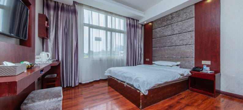 双峰假日酒店(麻阳汽车站店)图片