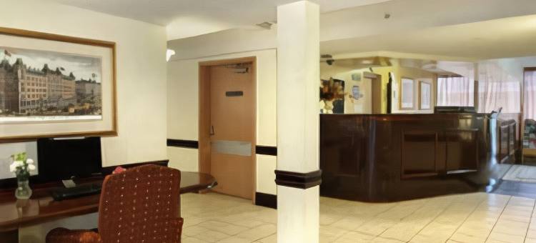 艾迪生温德姆呗盟酒店(Baymont by Wyndham Addison)图片