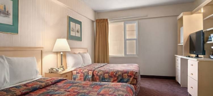 Travelodge by Wyndham(Travelodge 莱斯布里奇)(Travelodge by Wyndham Lethbridge)图片