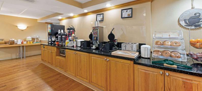 科勒尔斯普林斯南拉昆塔温德姆套房酒店(La Quinta Inn & Suites by Wyndham Coral Springs South)图片