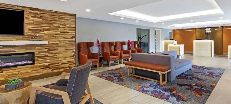 旧金山机场北拉昆塔温德姆套房酒店(La Quinta Inn & Suites by Wyndham San Francisco Airport N)图片