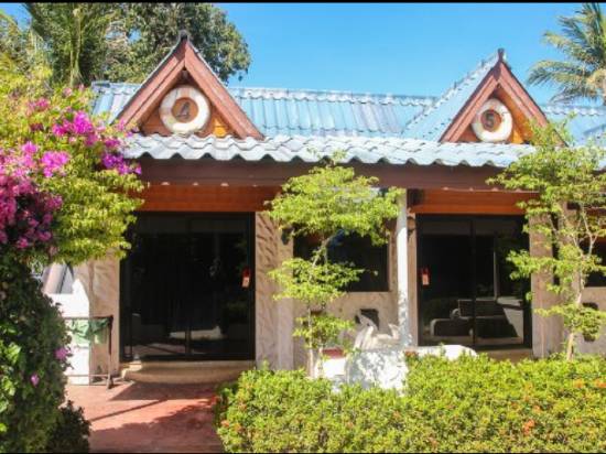 邦拉克碼頭度假村