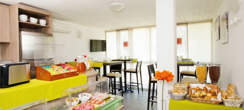 塞祖尔阿菲尔马诺斯克穆林内弗酒店(Apparthotel Séjours & Affaires Manosque)图片