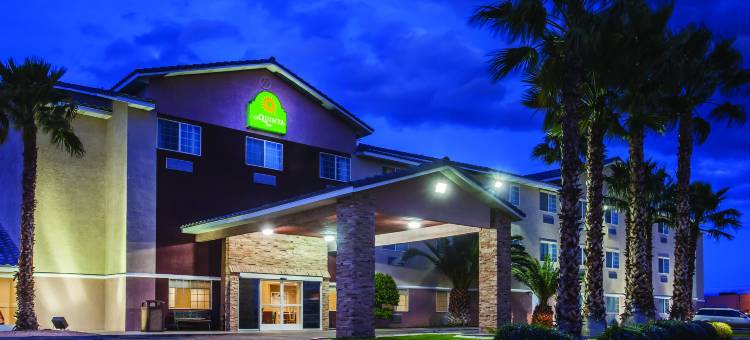 拉斯维加斯内利斯拉昆塔温德姆酒店(La Quinta Inn & Suites by Wyndham Las Vegas Nellis)图片