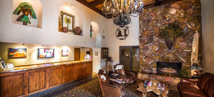 阿罗约罗布莱奥尔湖畔贝斯特韦斯特优质套房酒店(Best Western Plus Arroyo Roble Hotel  Creekside Villas)图片