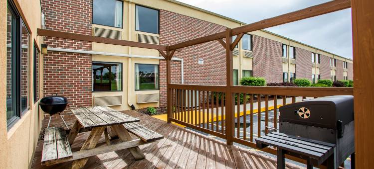 钱伯斯堡I-81温德姆速8酒店(Super 8 by Wyndham Chambersburg I-81)图片