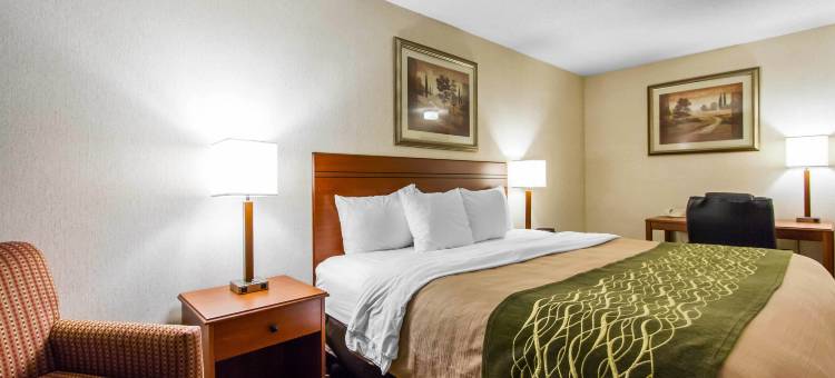AmericInn by Wyndham Omaha Near Zoo(The Inn & Suites Omaha Near Zoo)图片