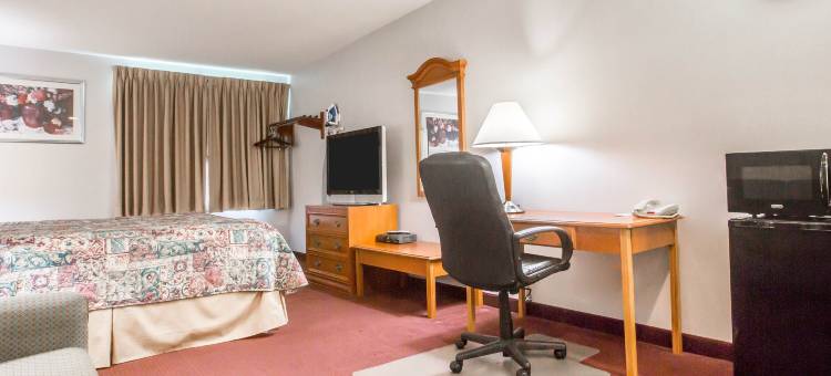 新帕尔茨哈德逊山谷罗德威套房酒店(Rodeway Inn & Suites New Paltz- Hudson Valley)图片