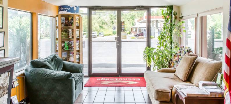 松林呗盟温德姆酒店(Baymont by Wyndham Pine Grove I-81)图片