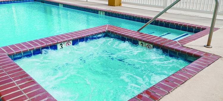 斯莱德尔北岸地区拉昆塔温德姆套房酒店(La Quinta Inn & Suites by Wyndham Slidell North Shore)图片