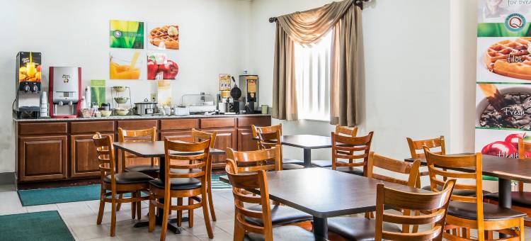 科尔尼利伯蒂凯艺酒店(Quality Inn Kearney - Liberty)图片