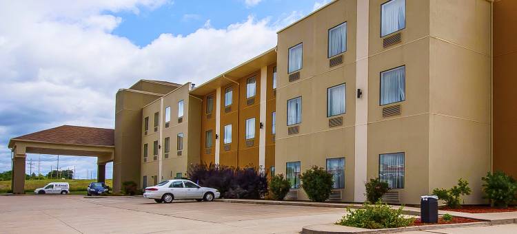 杰克逊开普吉拉多舒适套房酒店(Comfort Suites Jackson-Cape Girardeau)图片