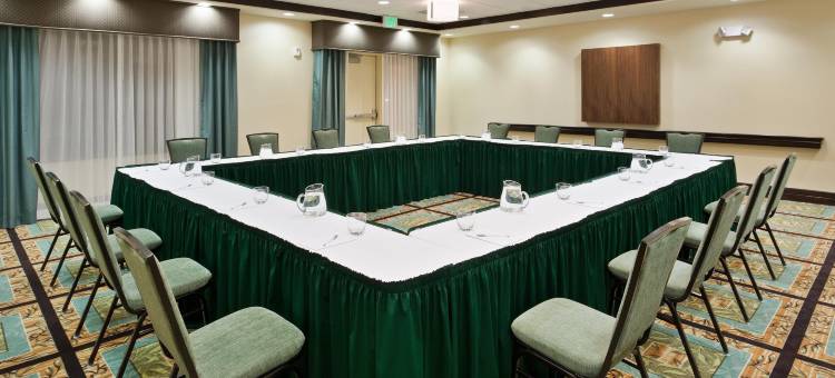 希尔顿欢朋套房酒店-千橡(Hampton Inn & Suites Thousand Oaks)图片