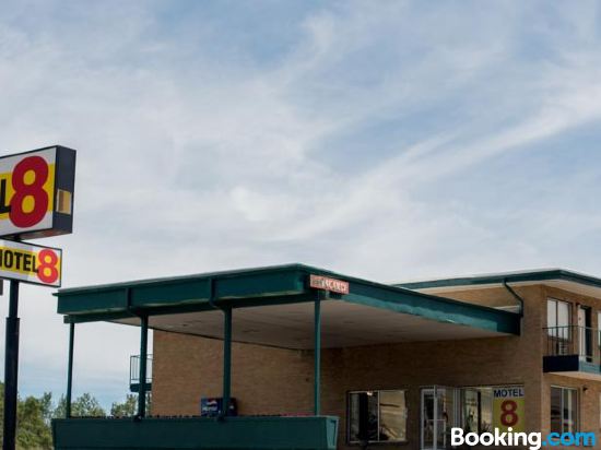 Rock Springs Hotels 15 Accommodations From Usd 31 Trip Motel 8 Rock Springs
