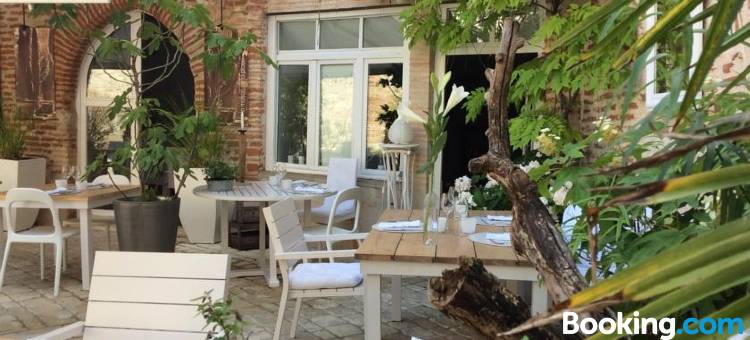 苏拉宫住宿加早餐旅馆(La Maison Sur la Place)图片