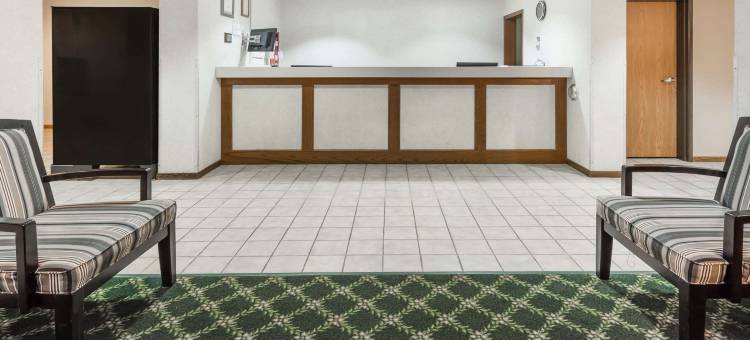 AmericInn by Wyndham Columbus Wisconsin图片