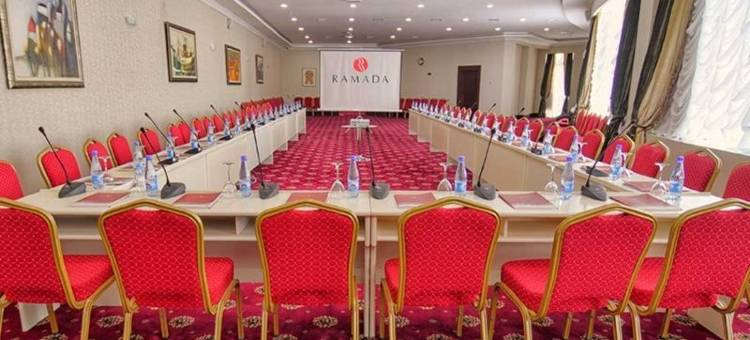 巴库温德姆华美达酒店(Ramada by Wyndham Baku)图片