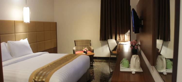 芝拉扎中心高级酒店(Atrium Premiere Cilacap)图片