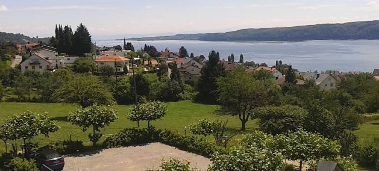 Vacation Apartment in Sipplingen 6723 1 Br Apts by RedAwning图片