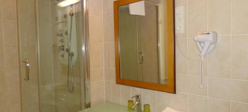 威罗丝酒店(Les Wyllos)图片