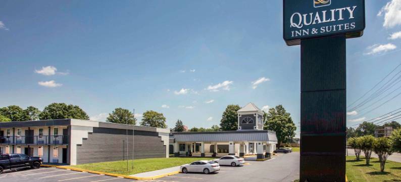 大学区凯艺套房酒店(Quality Inn & Suites University Area)图片