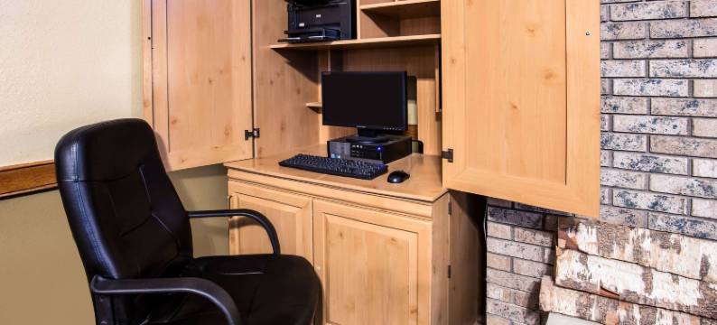 梅诺莫尼美吟温德姆酒店(AmericInn by Wyndham Menomonie)图片