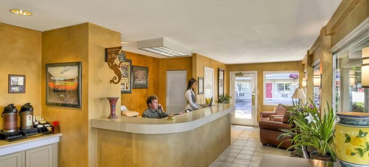 尤金市中心校园套房酒店(Campus Inn & Suites Eugene Downtown)图片