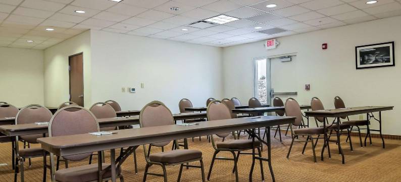 安眠套房酒店(Sleep Inn & Suites - Fort Scott)图片