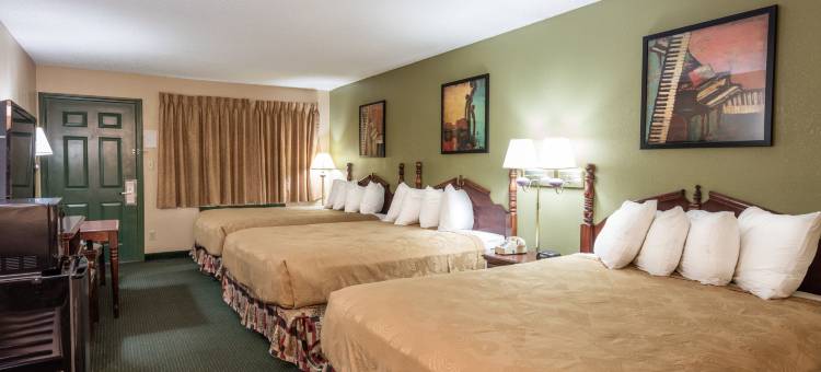 Angel Inn Near Imax, a Travelodge by Wyndham图片