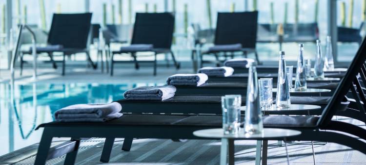 圣地亚哥拉斯孔德斯万怡酒店(Courtyard by Marriott Santiago Las Condes)图片