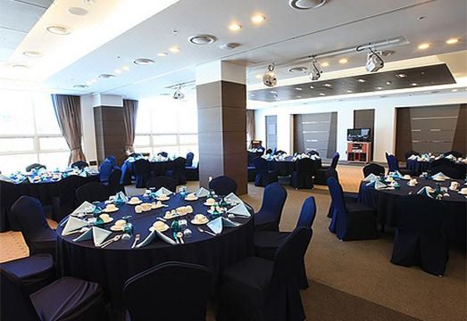 High1 Condominium Hotel Overview