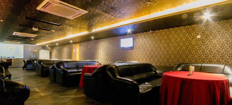 法布酒店尊贵皇家城堡-科印巴托北火车站附近(FabHotel Prime Royal Castle - Nr Coimbatore North Railway Station)图片