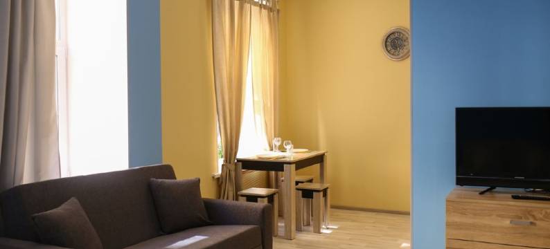 黑白家庭旅馆(White & Black Home Mini-Hotel)图片