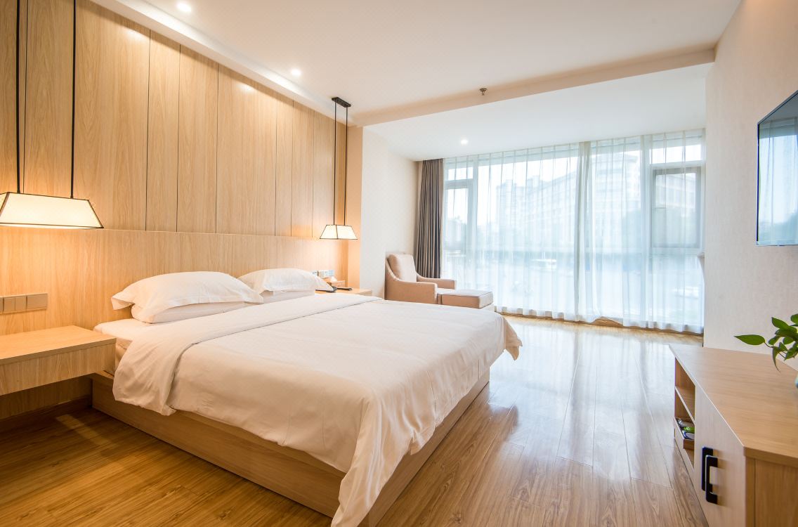 Starway Hotel Zhenjiang Jinshan Hotel Reviews And Room Rates -