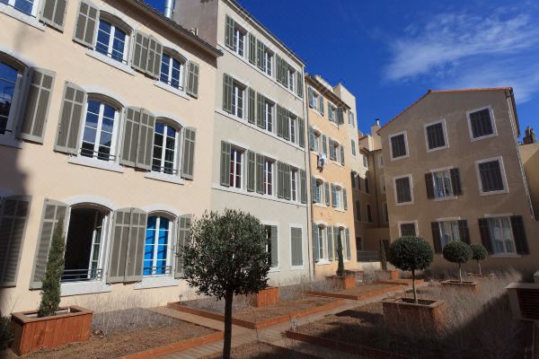 Les Appartements du Vieux Port Reviews & Deals 2020 Photos & Price