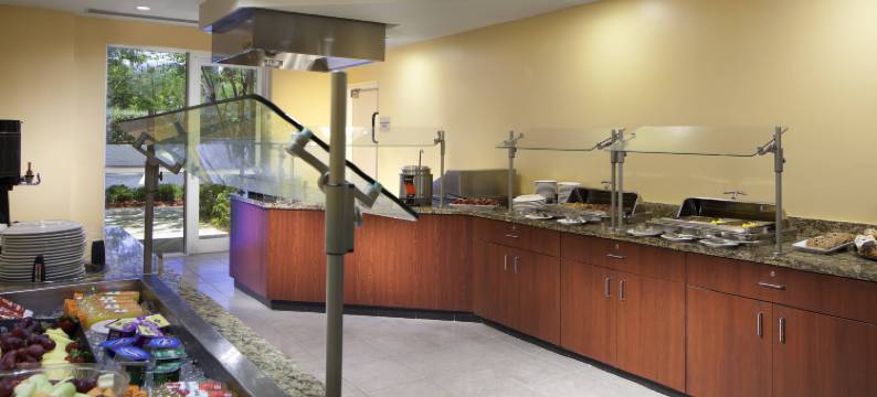 劳德代尔堡机场邮轮码头万怡酒店(Courtyard Fort Lauderdale Airport & Cruise Port)图片