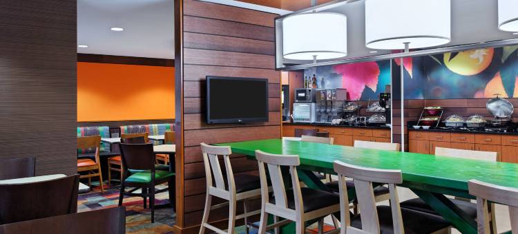 夏洛特艾尔伍德万枫酒店(Fairfield Inn & Suites Charlotte Arrowood)图片