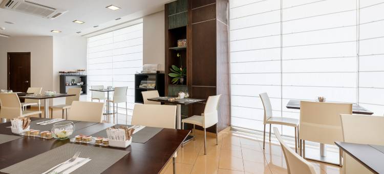 埃克普埃尔塔圣佩德罗酒店(Exe Puerta San Pedro)图片