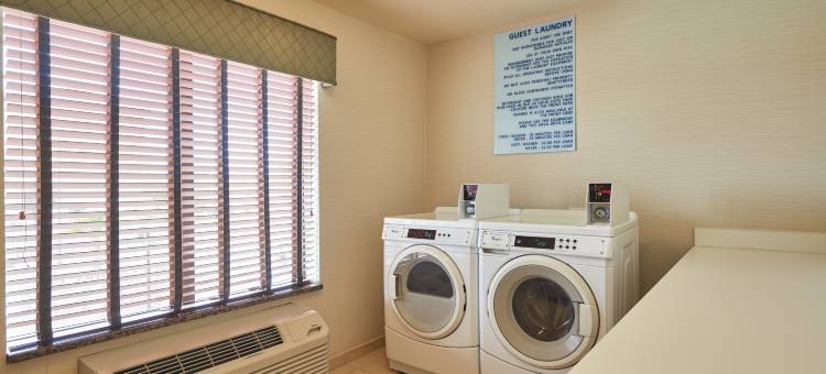 智选假日套房酒店埃尔帕索机场区(Holiday Inn Express & Suites El Paso Airport)图片